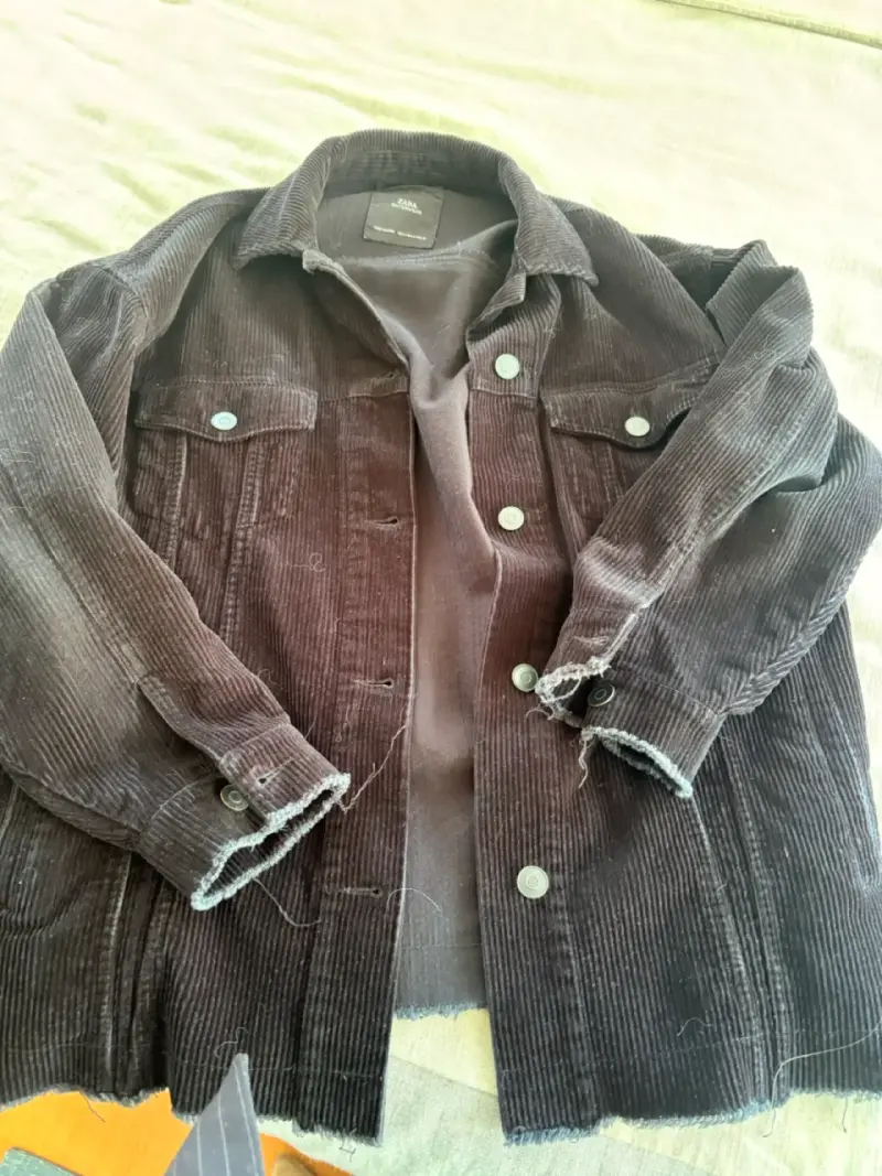 Chaqueta de cotele Negra Zara para mujer oversize - 1