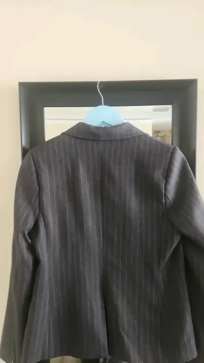 Traje piezas de Mujer a Rayas Talla 40 - miniatura 1