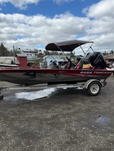 Bote tracker 175txw americano - miniatura 1