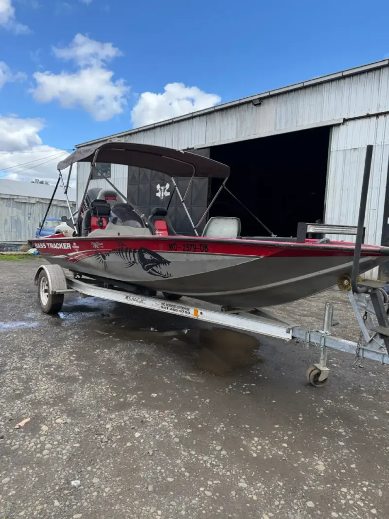 Bote tracker 175txw americano - 6