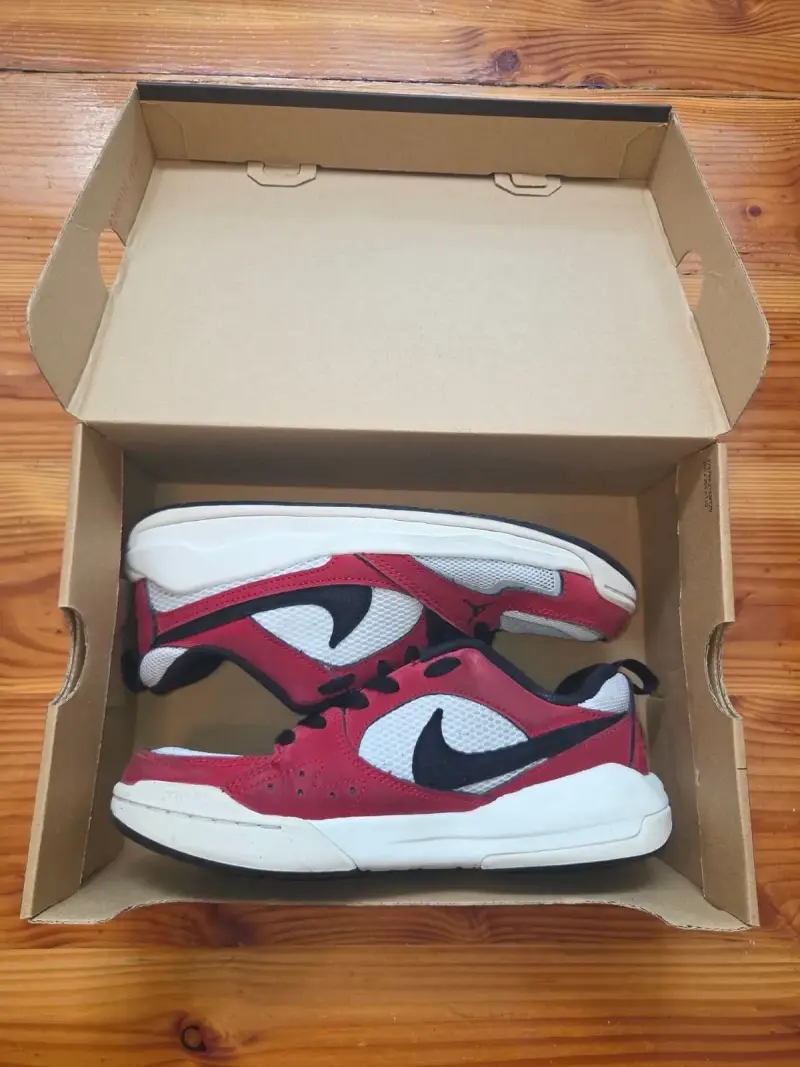 Zapatillas Nike hombre Jordan CMFT - 1