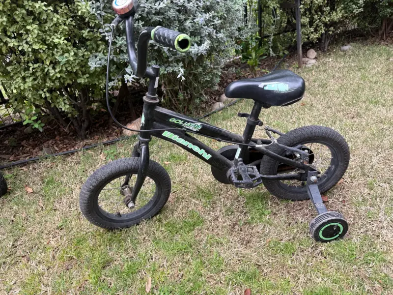 Bicicleta infantil Bianchi con ruedas de entrenamiento