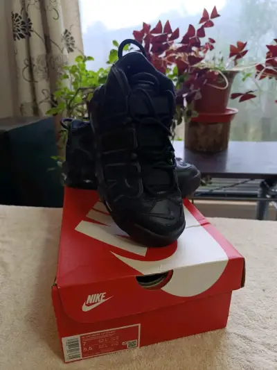 Zapatillas deportivas negras Nike Air - miniatura 2