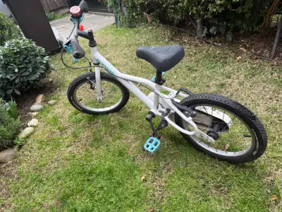 Bicicleta Infantil Btwin Blanca con Timbre - miniatura 2