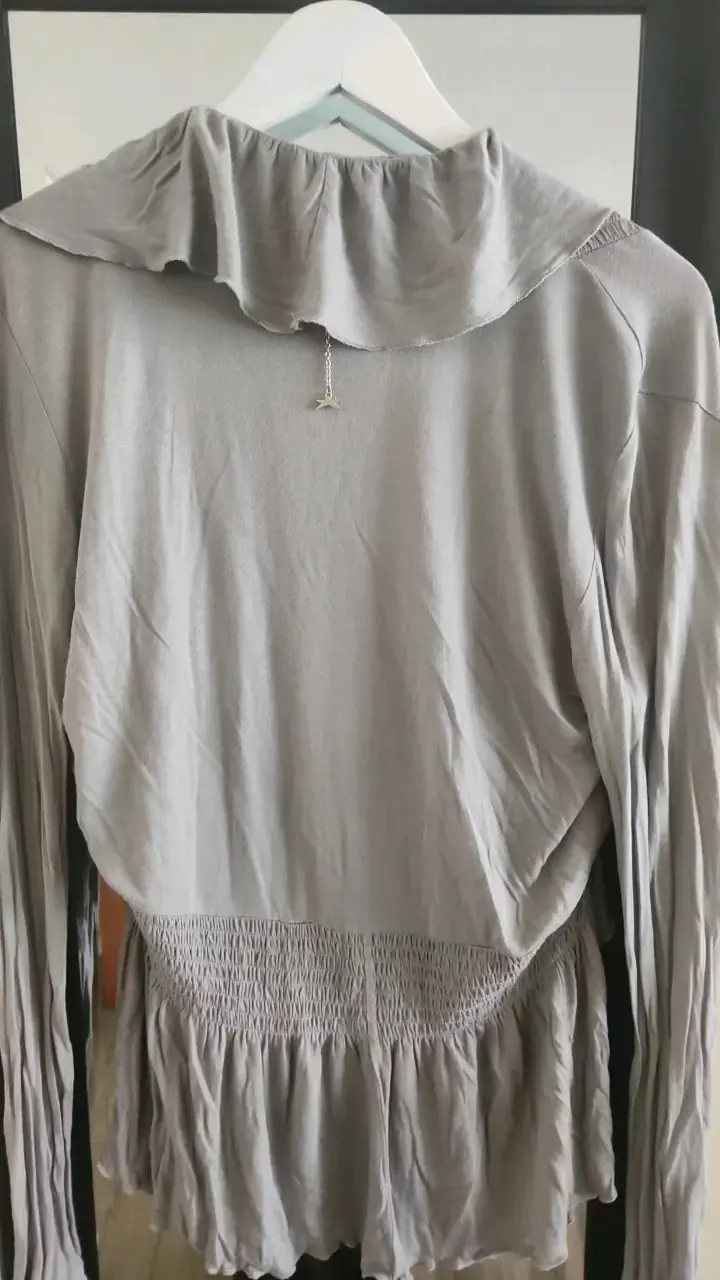 Cardigan gris con volantes Sonet - 3