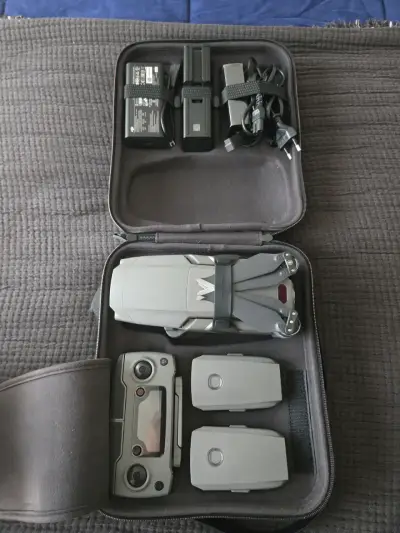 Drone DJI Mavic 2 Pro Fly More Combo poco uso - miniatura 2