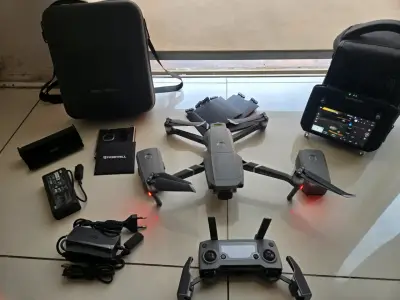 Drone DJI Mavic 2 Pro Fly More Combo poco uso - miniatura 5