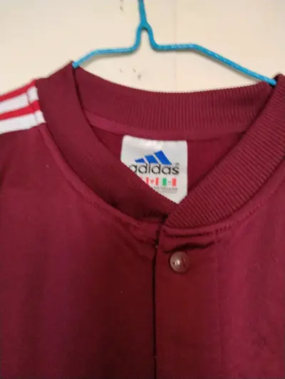 Chaqueta deportiva Adidas burdeos con rayas - miniatura 1