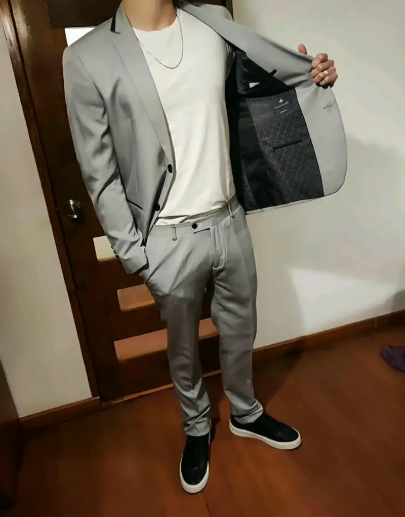 Traje formal para hombre azul y gris - 3