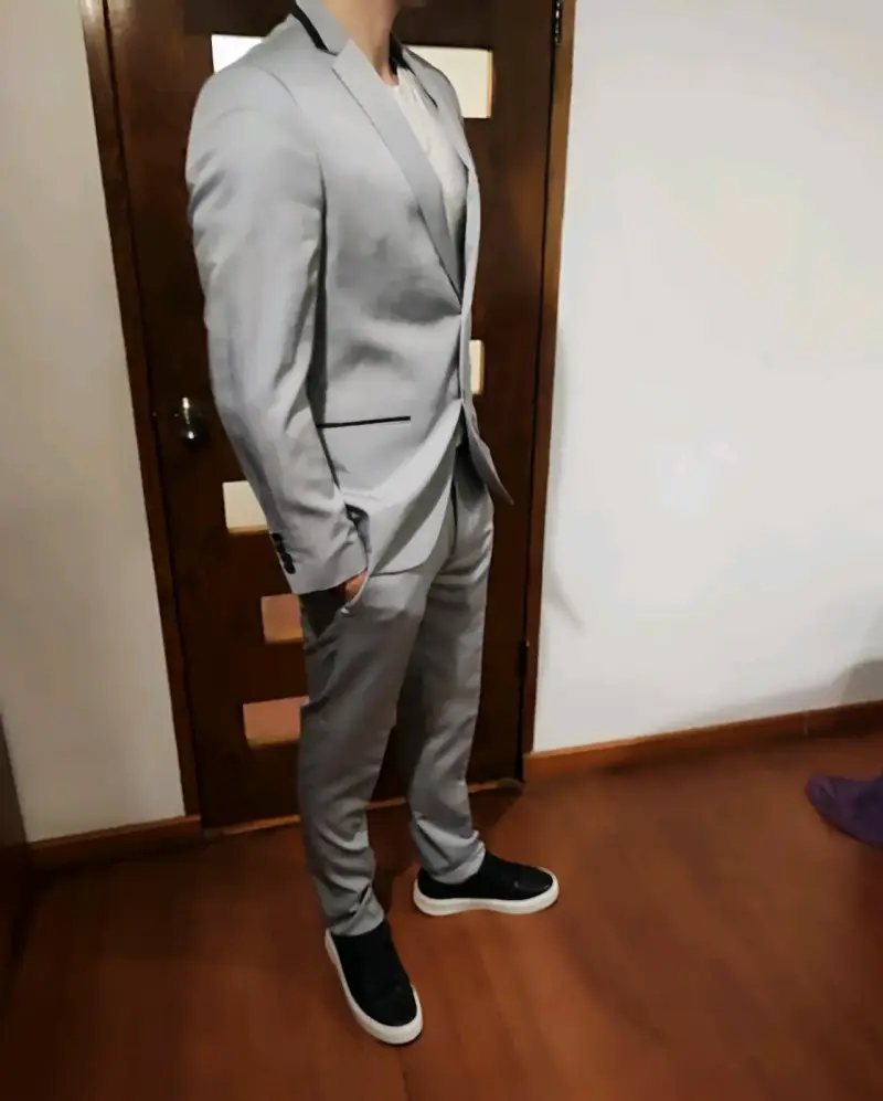 Traje formal para hombre azul y gris - 4