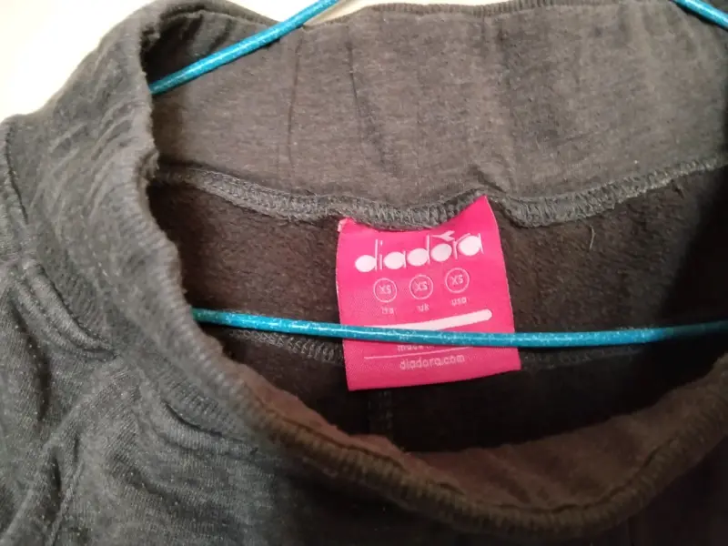Pantalones deportivos Diadora gris oscuro - 1