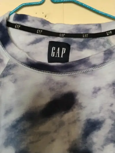 Polerón Tie-Dye Azul GAP para Mujer - miniatura 1