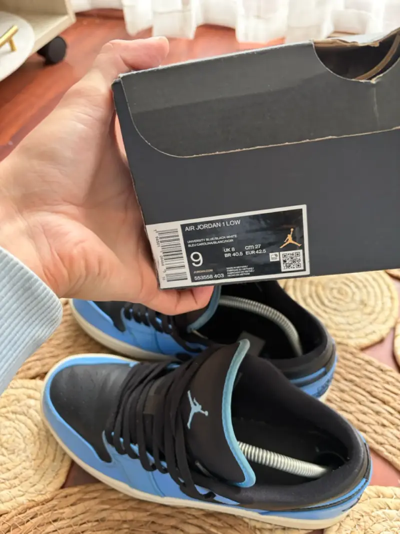 Zapatillas Air Jordan 1 Low Azul y Negro - 3