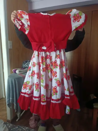 Vestido Cueca baile chileno rojo con flores - miniatura 2