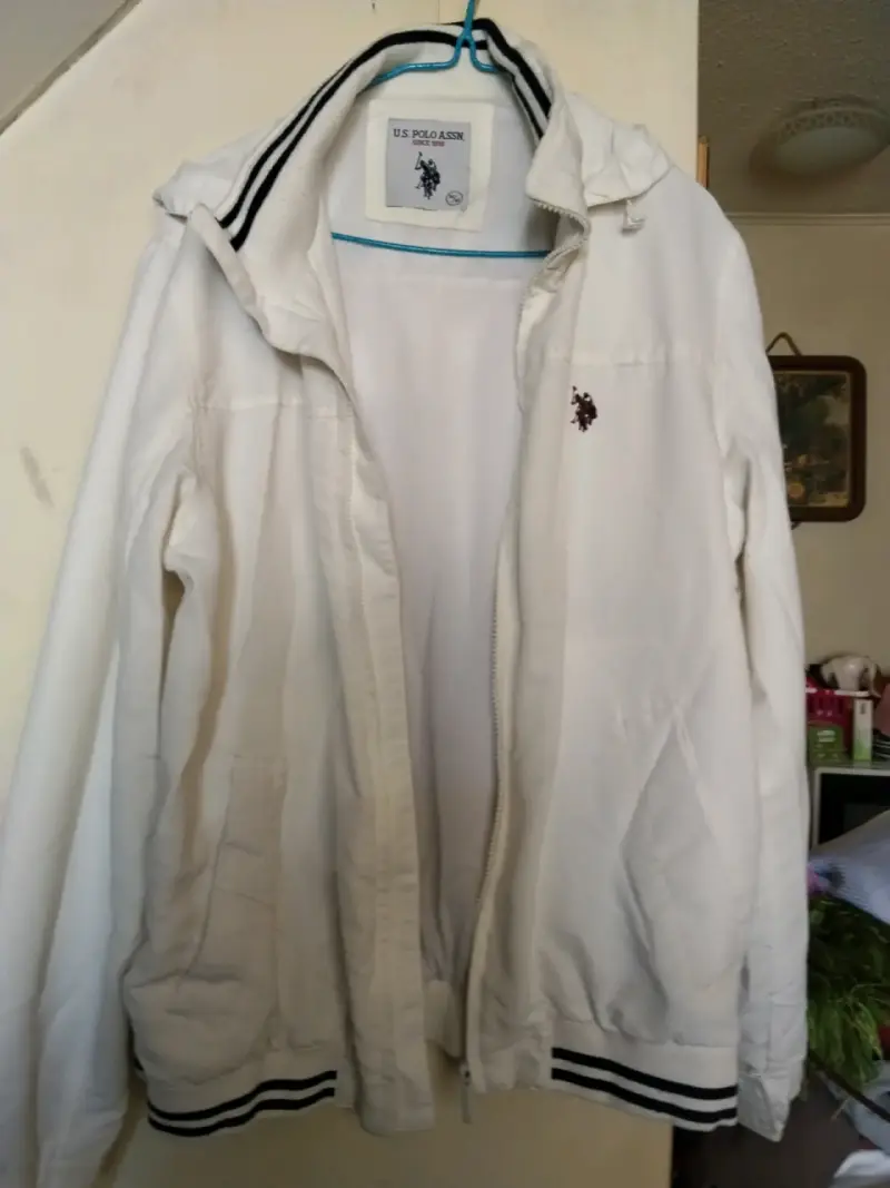 Chaqueta blanca U.S. Polo Assn. con capucha - 2
