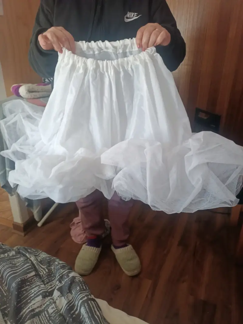 Vestido Cueca baile chileno rojo con flores - 3