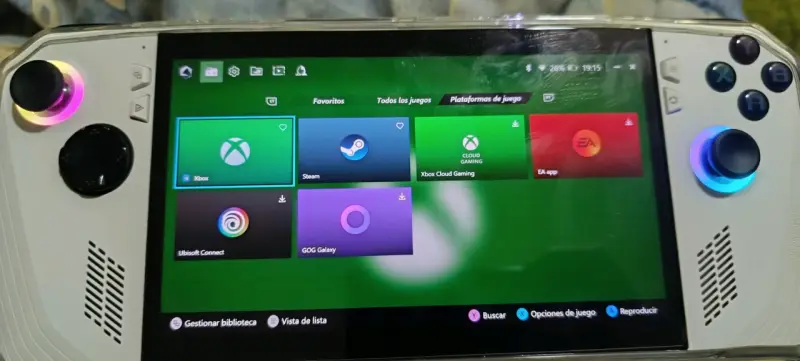 Consola portátil ASUS ROG Ally con pantalla táctil - 2