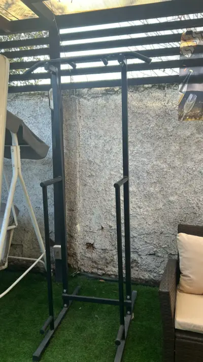 Torre de ejercicios multifuncional para entrenamiento en casa - miniatura 2