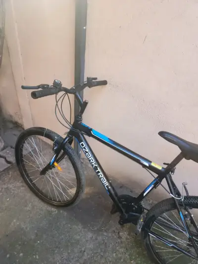 Bicicleta Ozark Trail montaña negra - miniatura 2