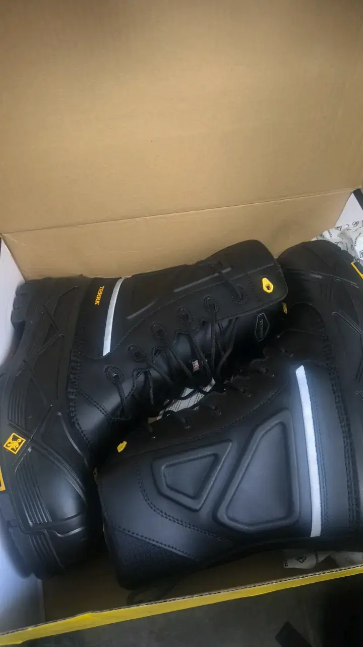 Botas de seguridad negras Terra con refuerzos - 1