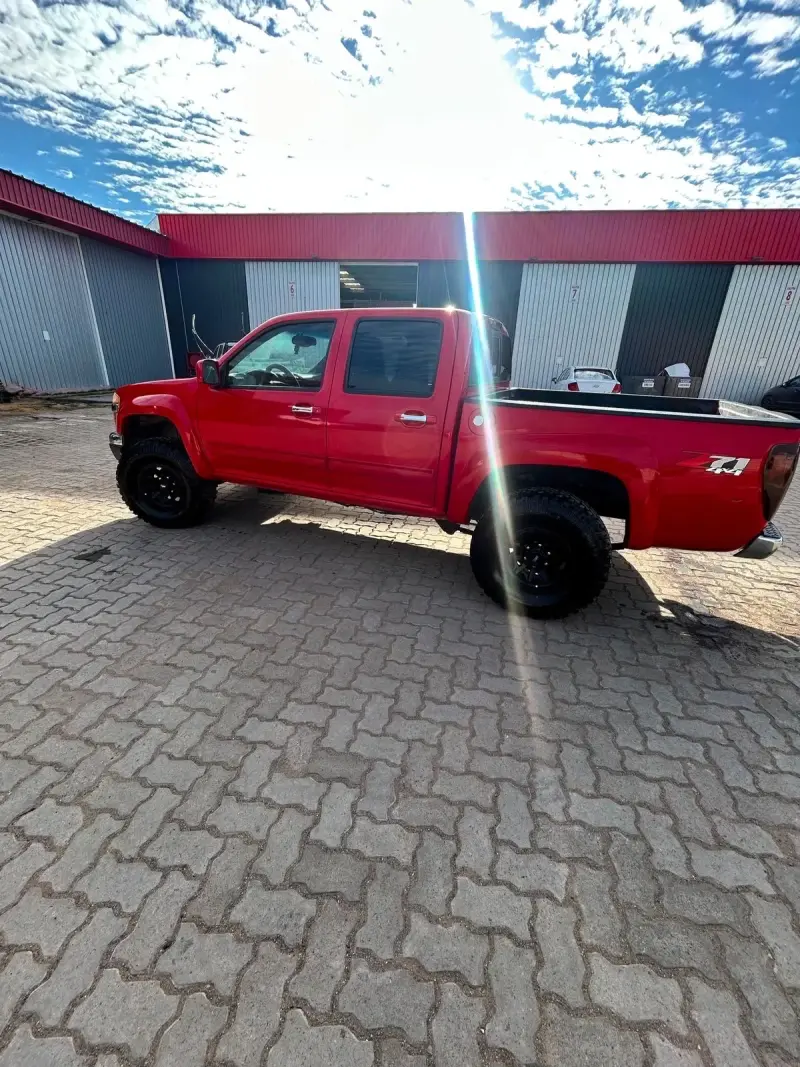 Camioneta Chevrolet Colorado Z71 2012 - 4