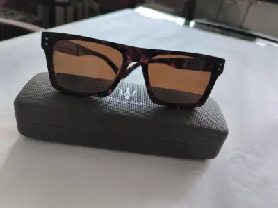 Gafas de sol estilo carey con estuche Maserati - miniatura 1