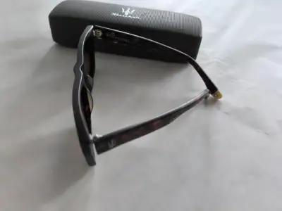 Gafas de sol estilo carey con estuche Maserati - miniatura 2