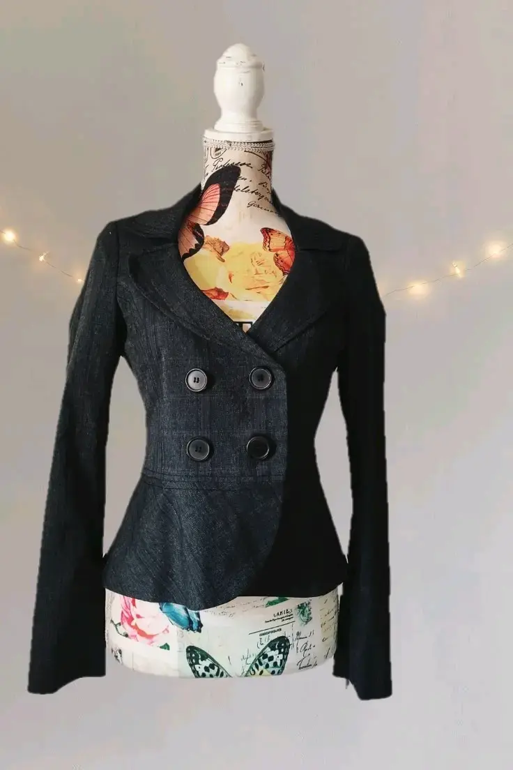 Blazer negro entallado para mujer - 1