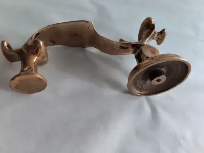 Manilla de puerta de bronce antigua - miniatura 1