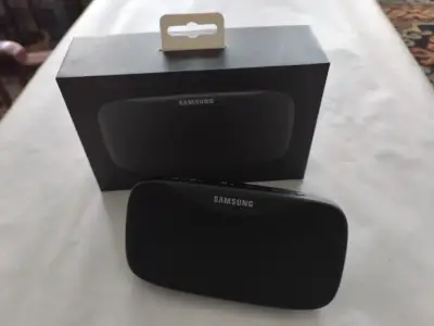 Parlante Bluetooth Samsung Level compacto - miniatura 1