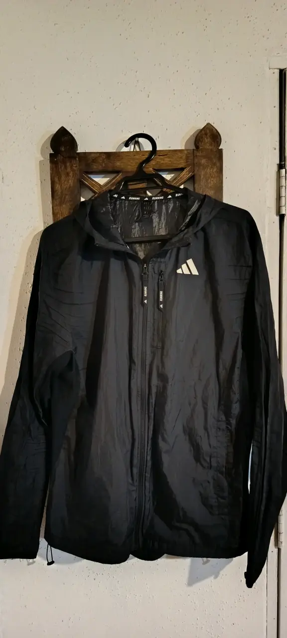 Chaqueta Running Negra Adidas Talla S