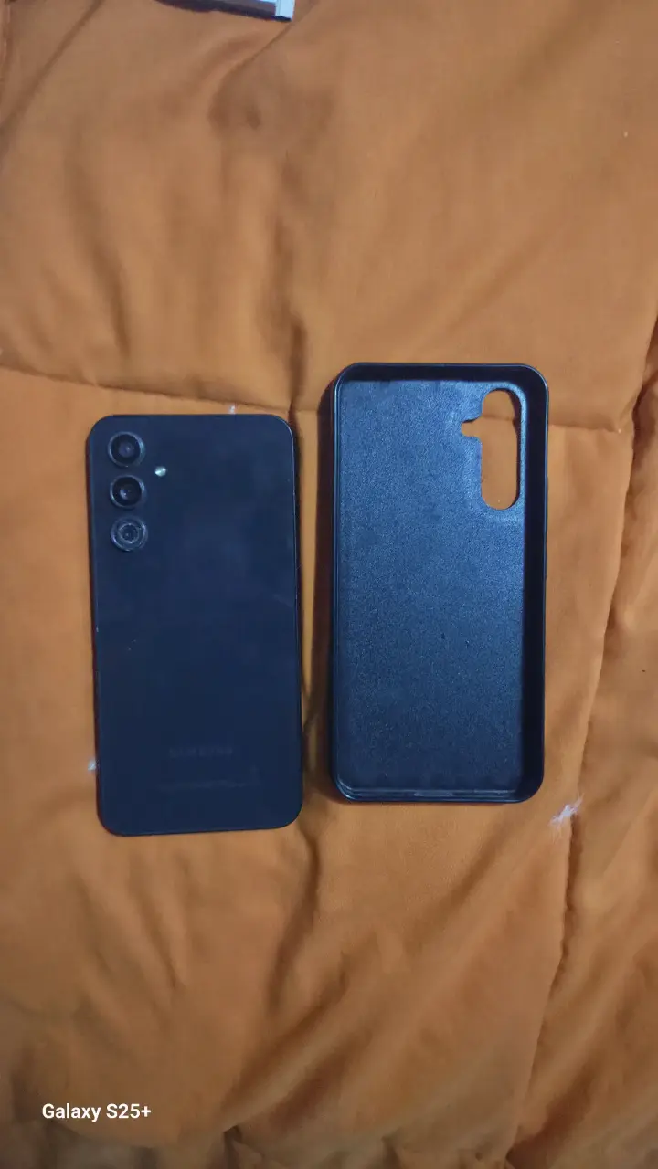 Samsung Galaxy A54+ con funda y lámina - 4
