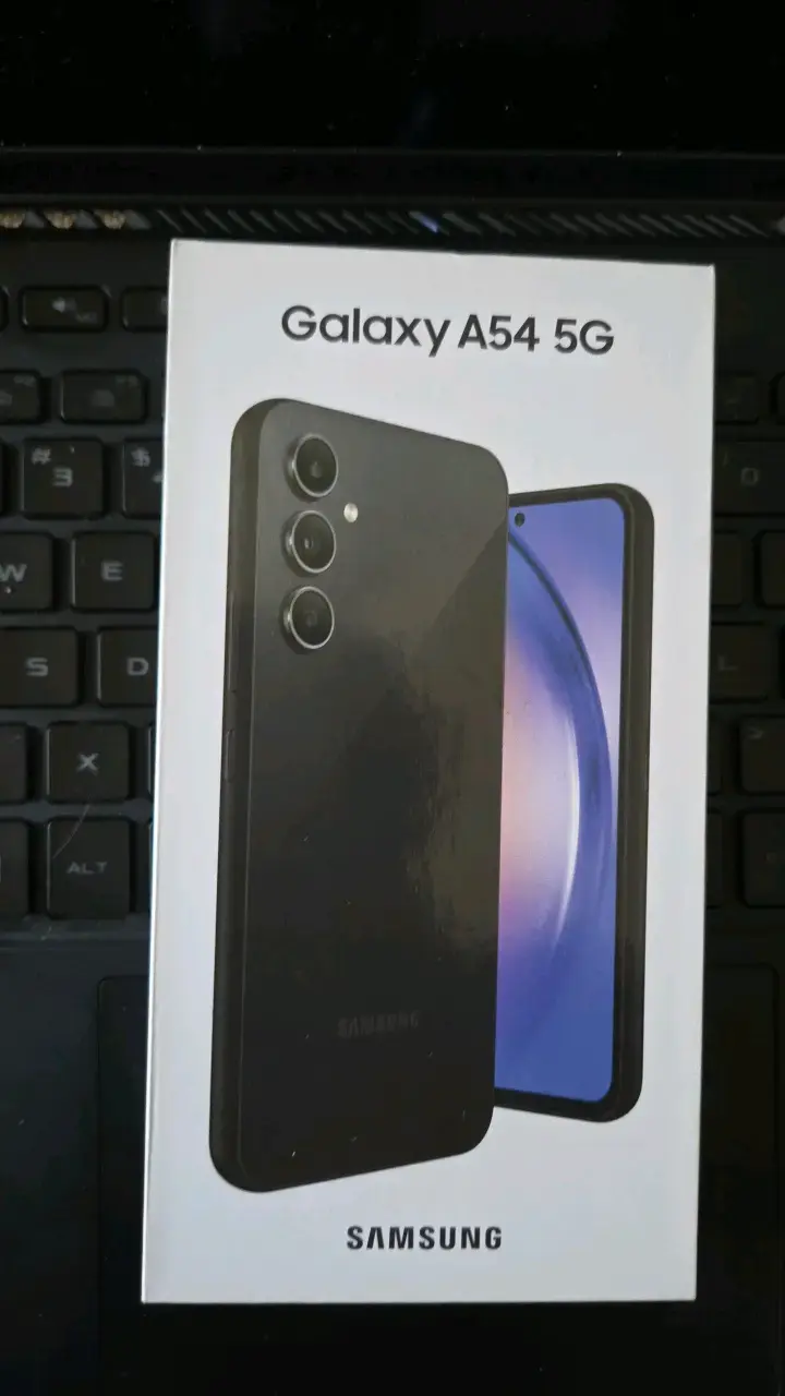 Samsung Galaxy A54+ con funda y lámina - 5