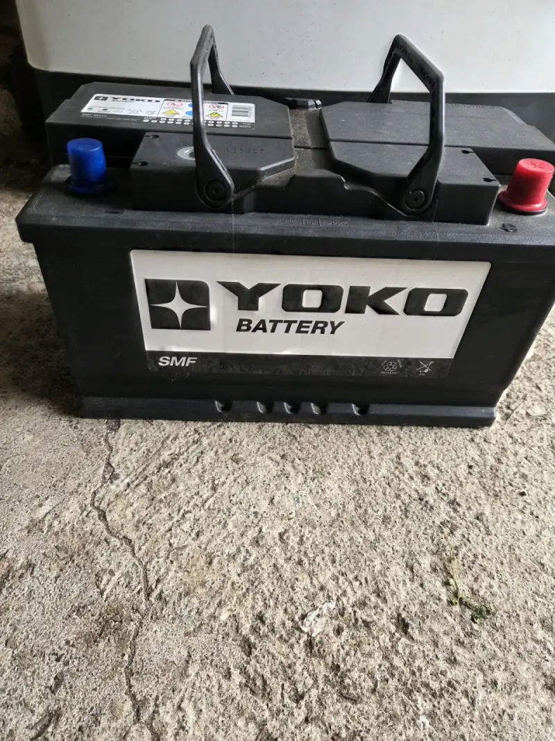 Batería de Auto Yoko SMF 58014 12V 80AH - 2