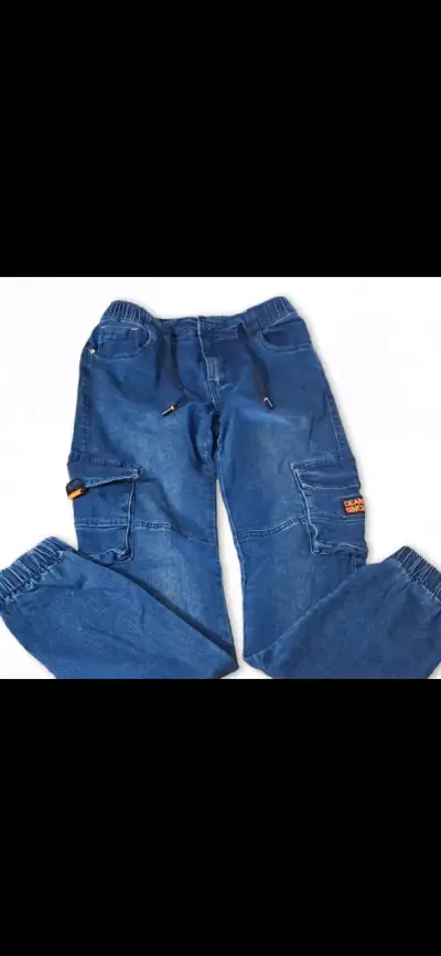 Pantalones cargo de mezclilla azul - miniatura 1