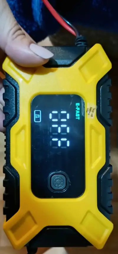 Cargador de Baterías Autos,E-FAST TK-300 6A - miniatura 3