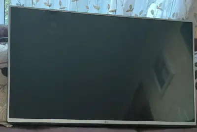 Televisor LG LED 42 pulgadas en buen estado - miniatura 1