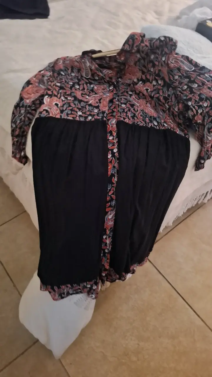 Vestido medio muslo estampado floral bohemio - 5