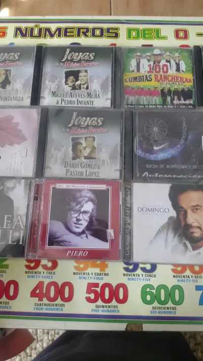 Colección de CDs de Música Variada en Español e Inglés - miniatura 3