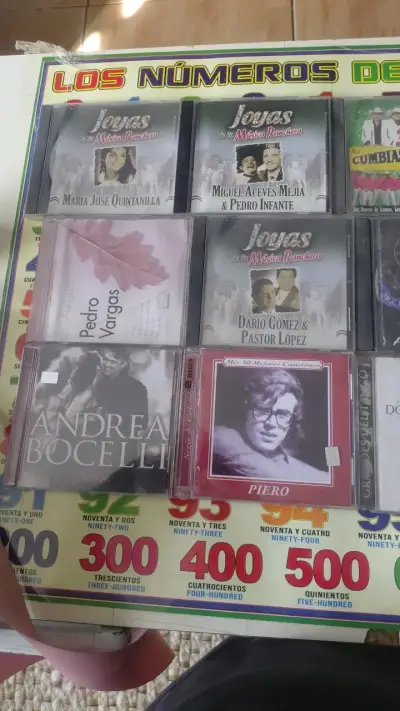 Colección de CDs de Música Variada en Español e Inglés - miniatura 4