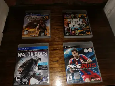 Consola PlayStation 3 con dos controles y juegos - miniatura 3
