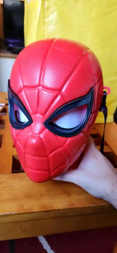 Palomera de Spiderman. Con botón. - miniatura 1