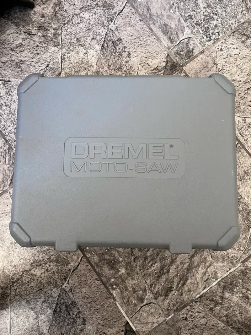Sierra Caladora Dremel Moto-Saw Portátil - 1
