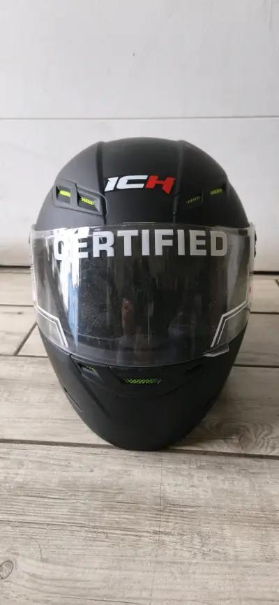 Casco de moto ICH negro certificado - miniatura 1