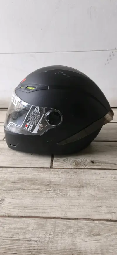 Casco de moto ICH negro certificado - miniatura 2
