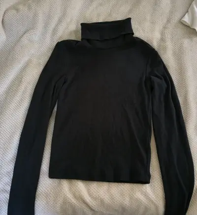 Polera cuello alto negra Zara para mujer - miniatura 1