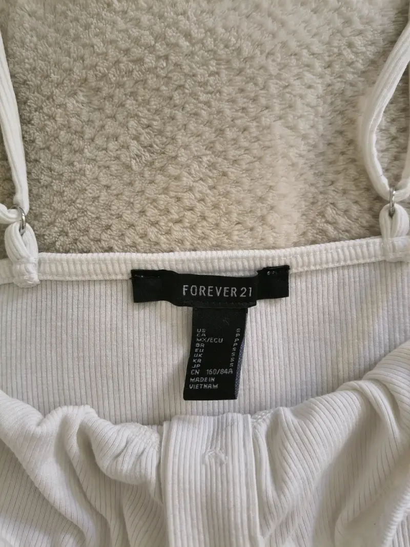 Top blanco de tirantes Forever 21 con botones - 2
