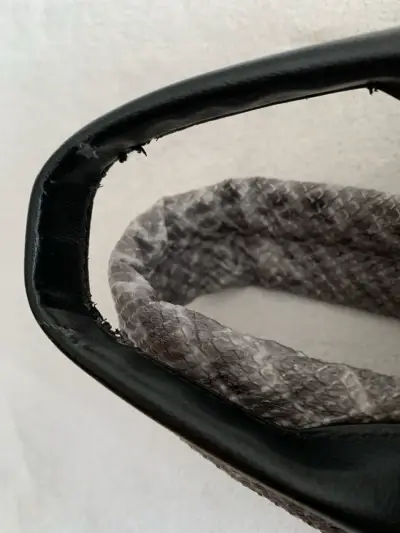 Mochila Prüne  con tachas estilo serpiente - miniatura 5