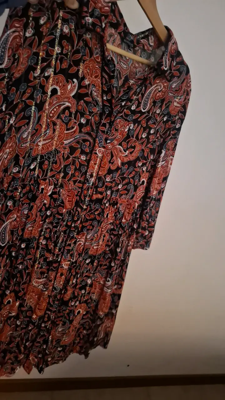 Vestido media pierna estampado floral bohemio - 3