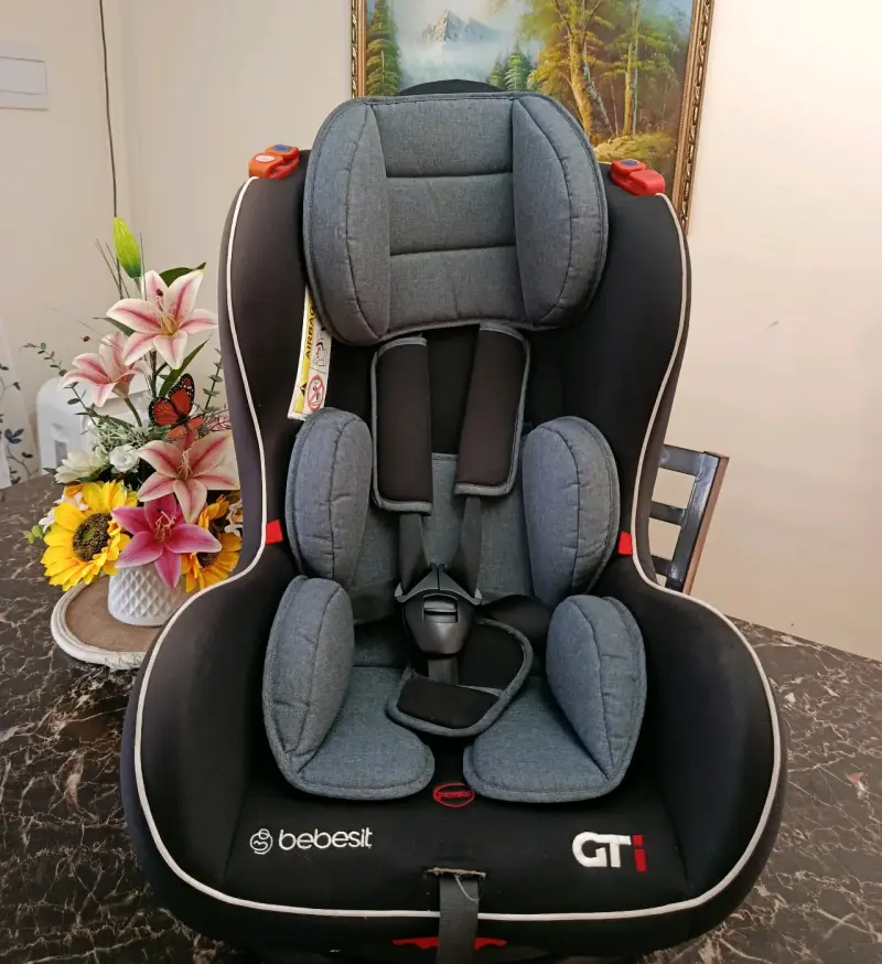 Silla de auto Bebesit GTI gris - 3
